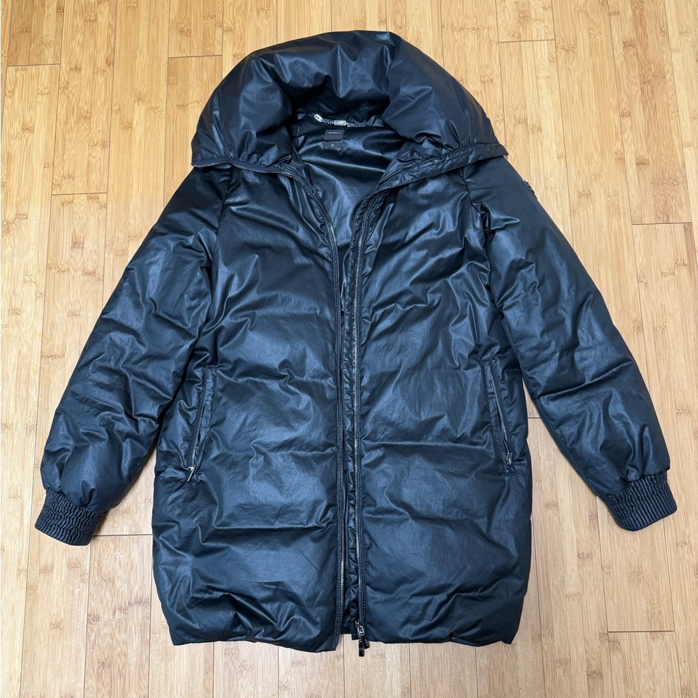 Seventy Elegant Black Down Puffer Jacket
